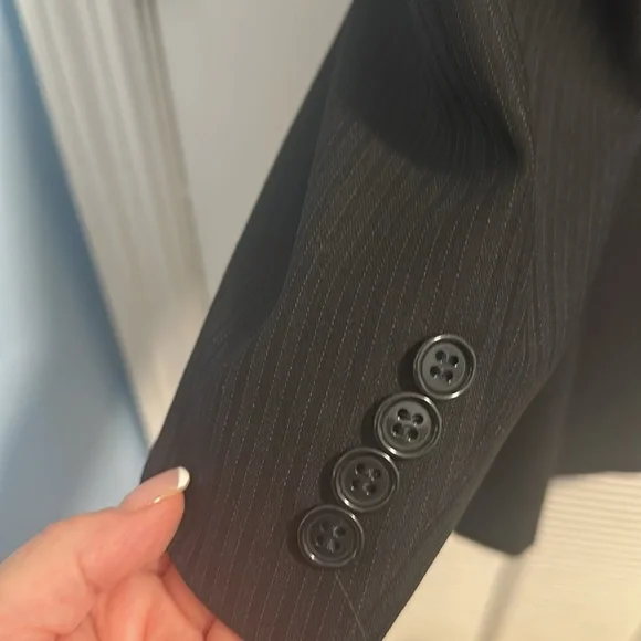 EXCELLENT CONDITION CANILI BERTINI MADE IN ITALY MENS SUIT 100% PURE WOOL